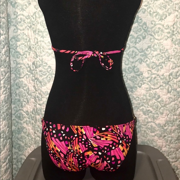 Bikini - Picture 4 of 8